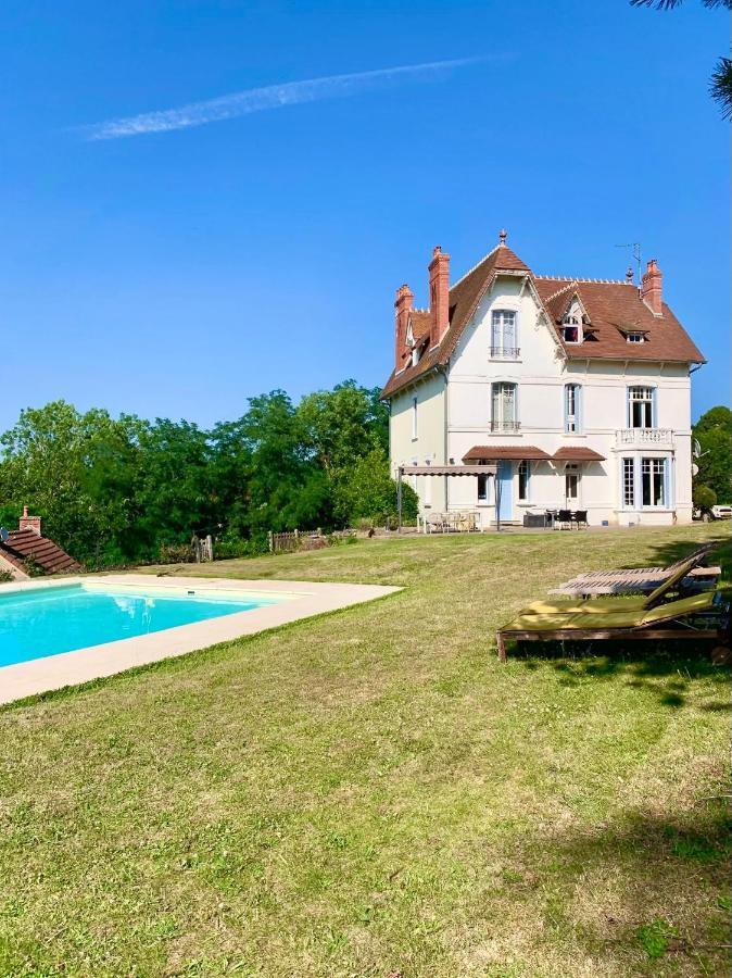 Holiday Home Villa Castel Marie Louise Néris-les-Bains Zewnętrze zdjęcie