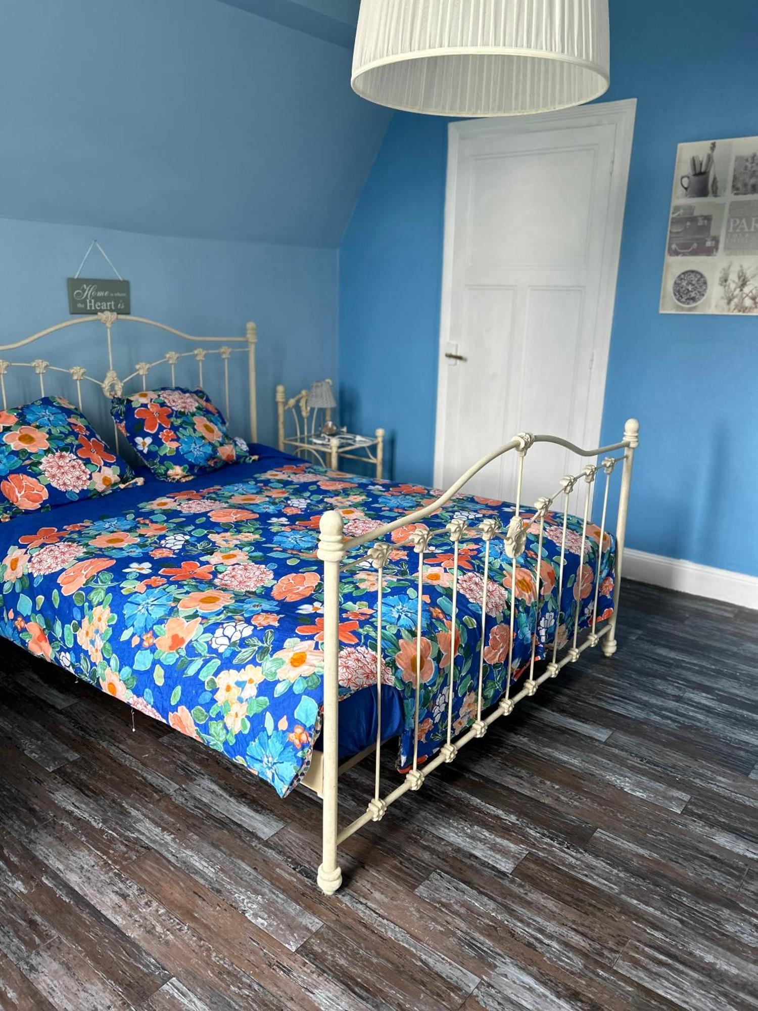 Holiday Home Villa Castel Marie Louise Néris-les-Bains Zewnętrze zdjęcie